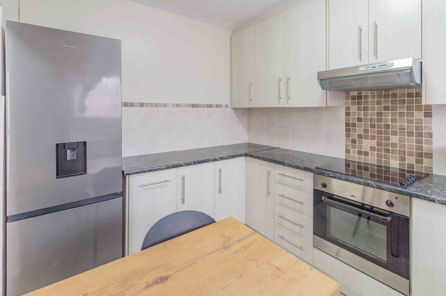 2 Bedroom Property for Sale in Table View Western Cape